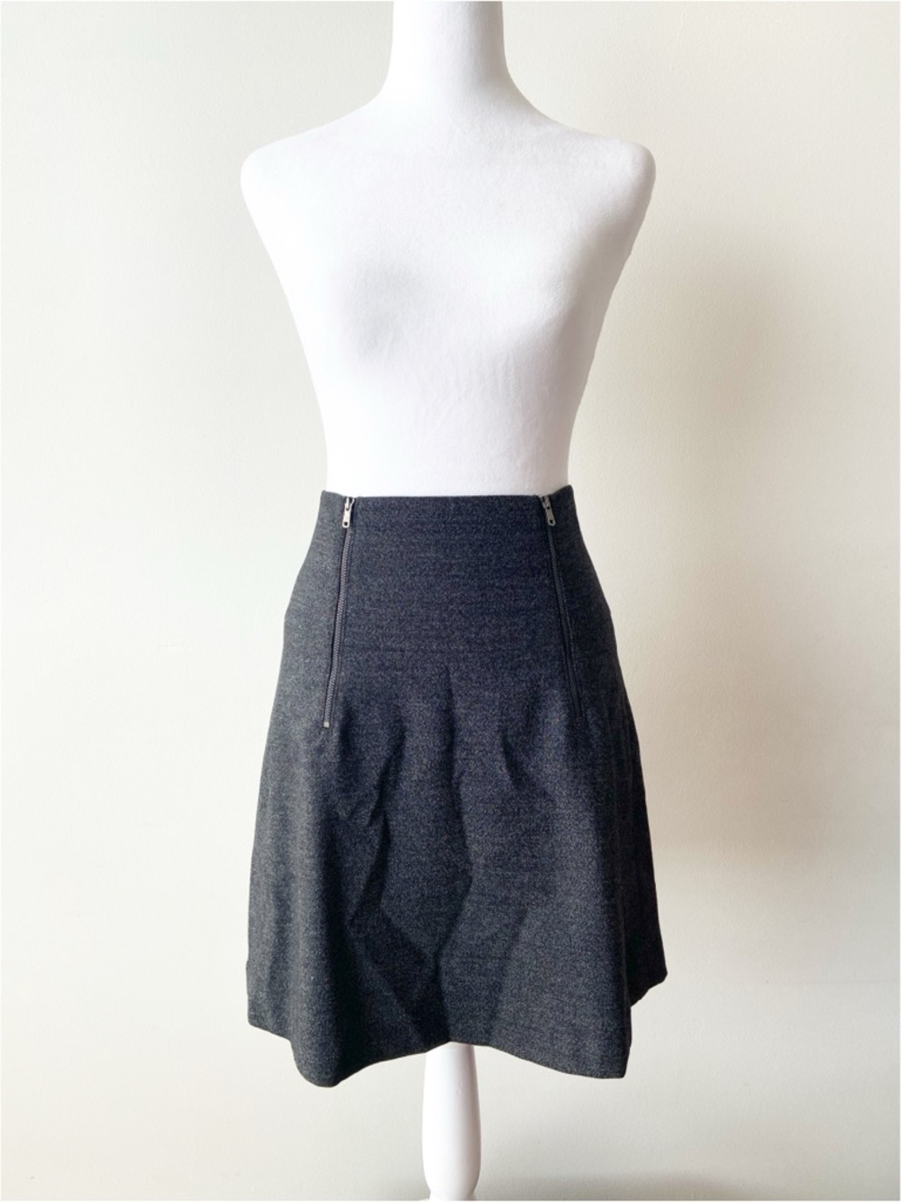 Ann Taylor Gray Wool Skirt Size M